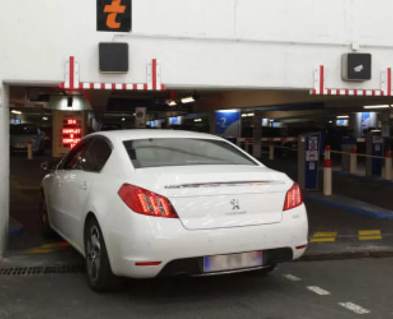 Liber-t_entrée_voiture