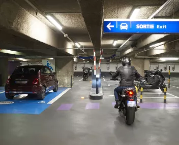 Zone motos parking Madeleine Tronchet