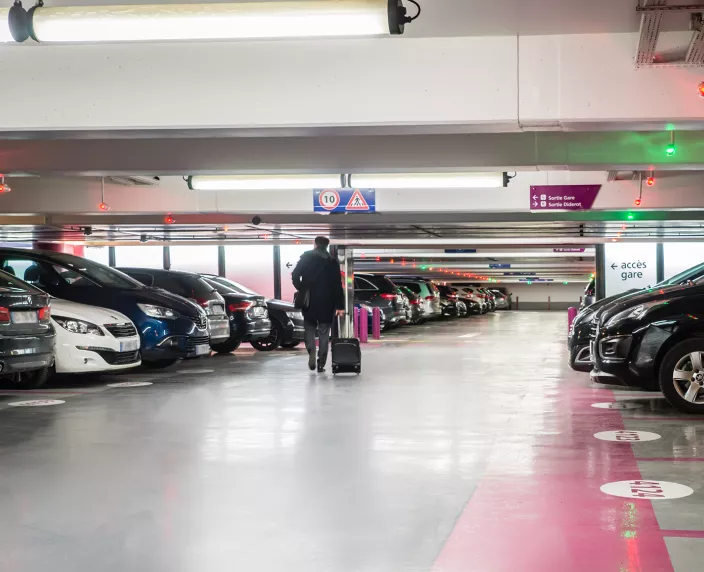 Parking_Méditerranée_Gare_de_Lyon_interieur2