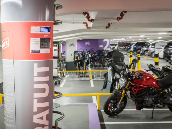 Parking Saemes Pyramides - Zone motos