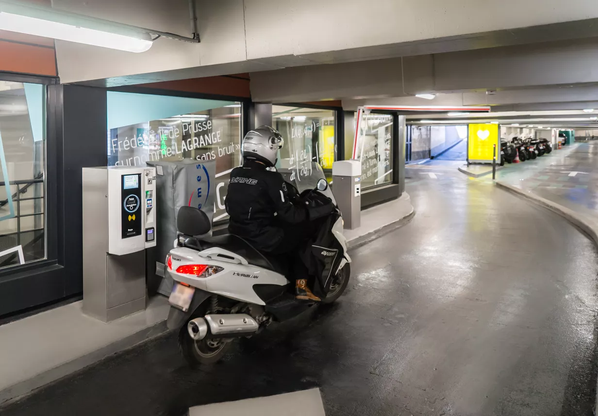 Parking_Lagrange_Maubert_office