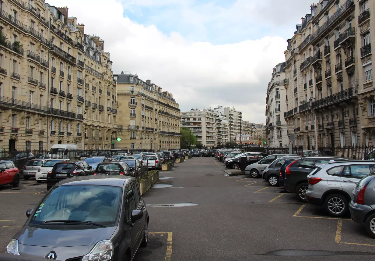Parking_Emile_Augier_park