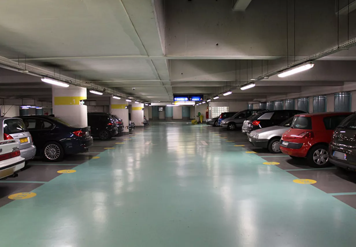 Intérieur - Parking Monge