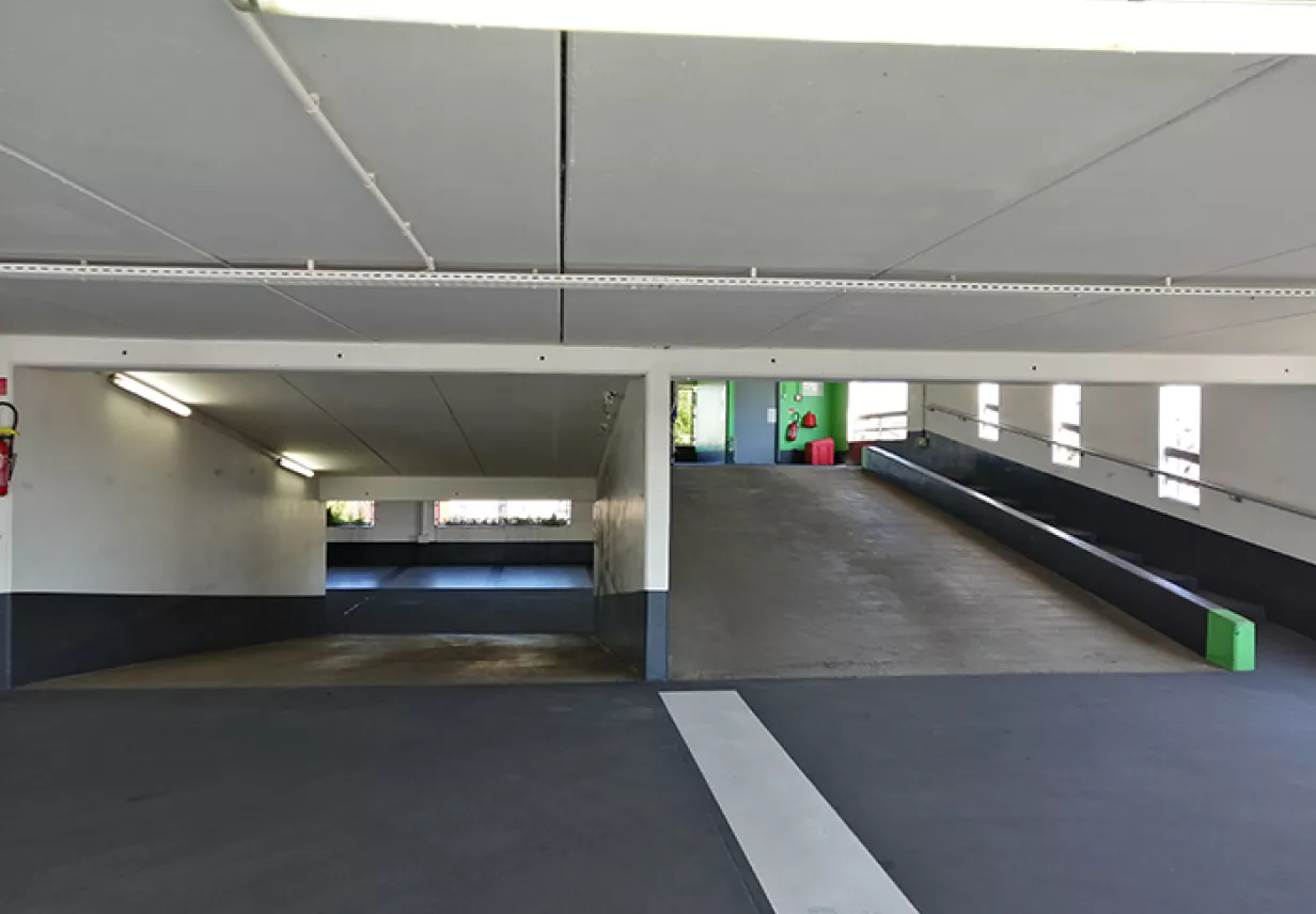 Parking Houilles rampe
