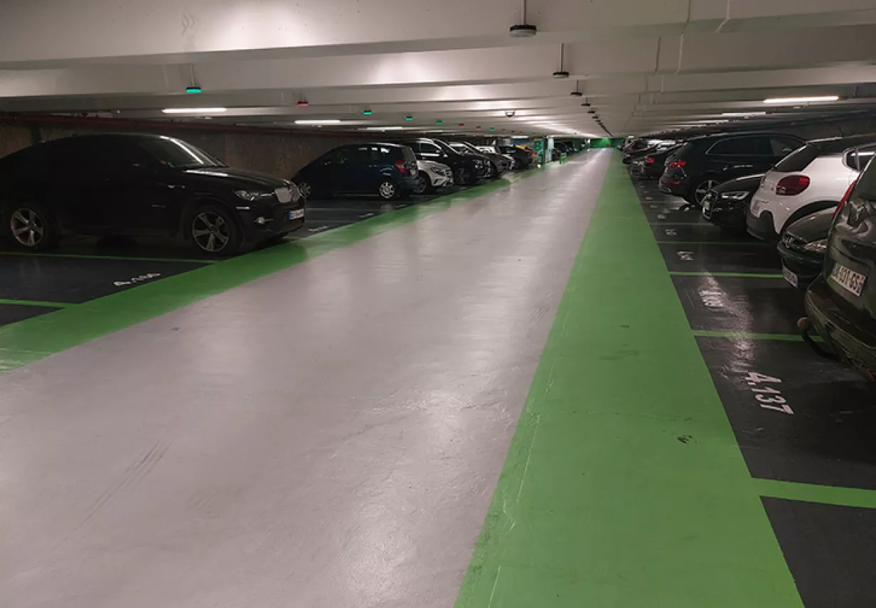 Intérieur parking Ternes