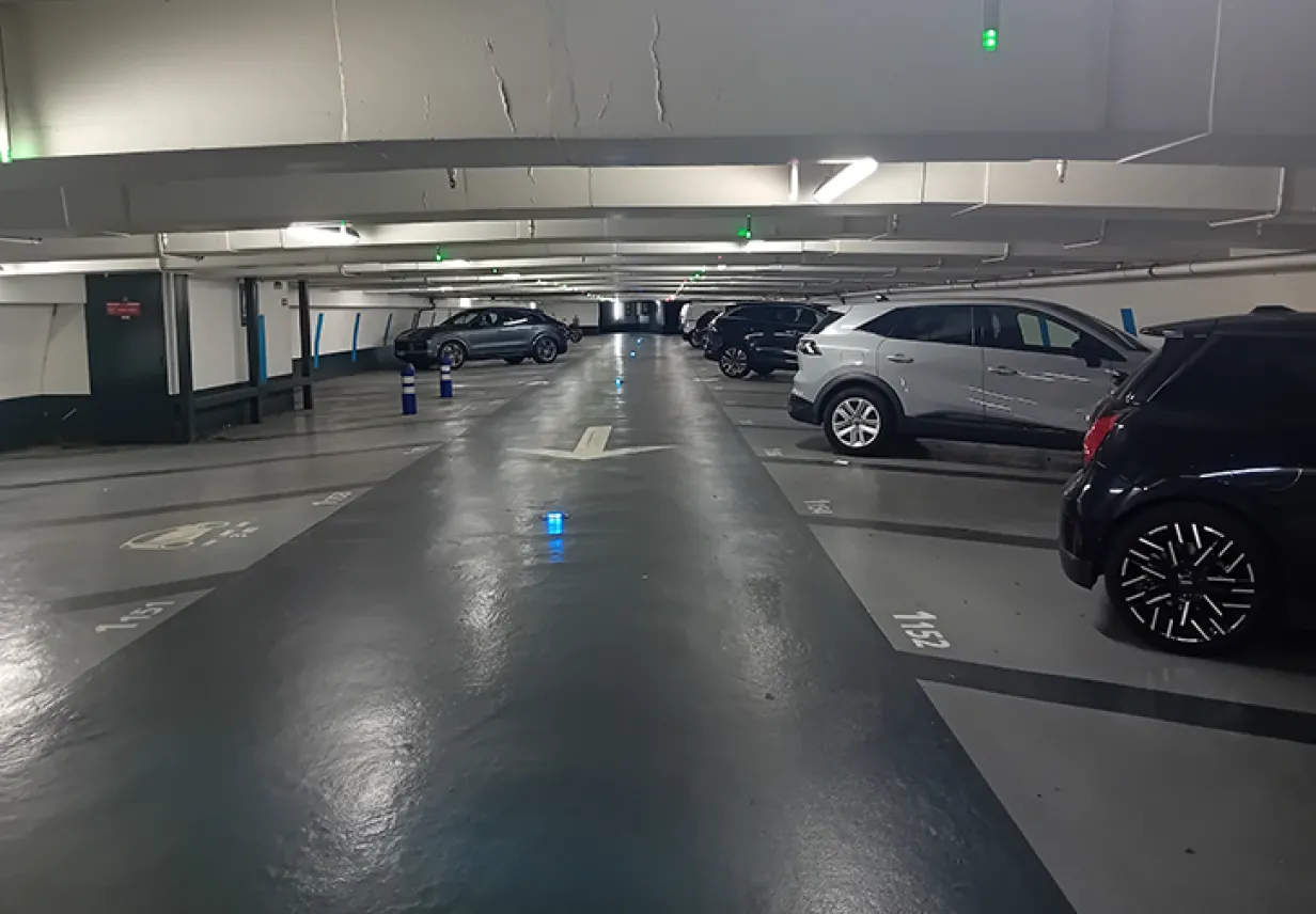 Niveau Parking George V