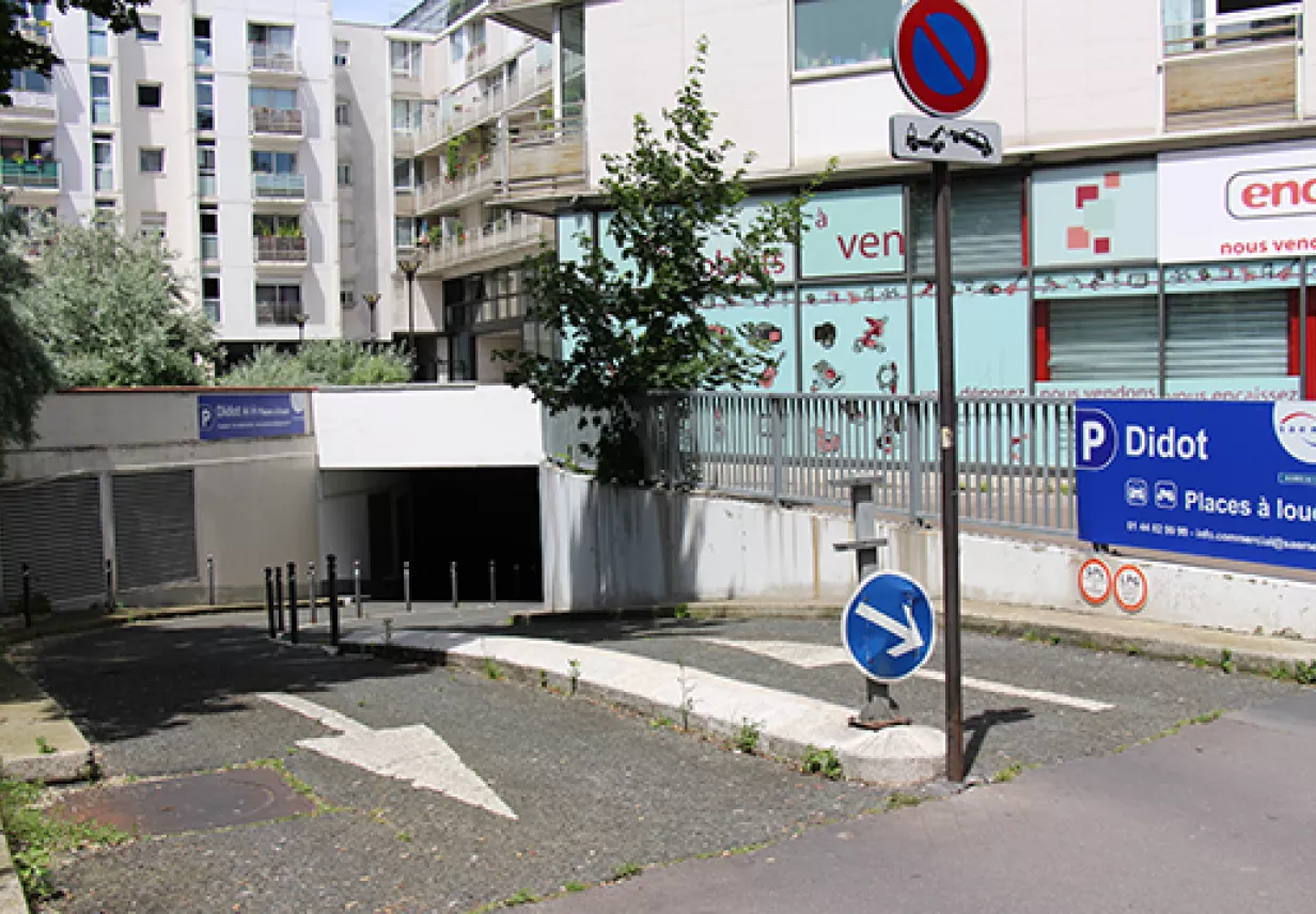 image Parking Didot