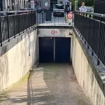 Parking Champagny entrée véhicules